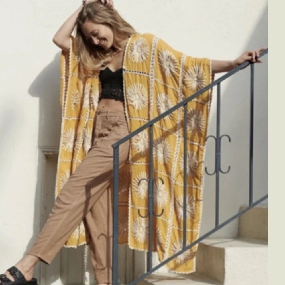 Sonoma Yellow Floral Print Lightweight Kimono 💛 - Picture 5 of 12